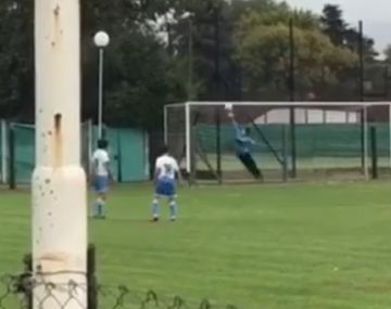 El arquero no llega y el hijo de Román ya festeja