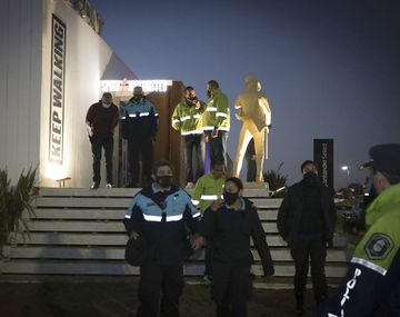 Desactivan una fiesta clandestina en Pinamar con 700 personas