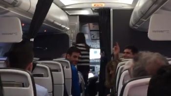 Los argentinos llegarán este martes a Buenos Aires Los argentinos llegarán este martes a Buenos Aires