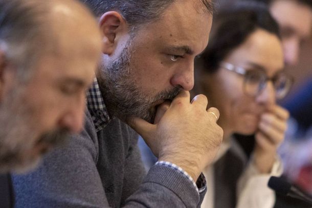 Dirigentes del Frente Amplio cuestionaron los de García sobre el rol de la oposición en Uruguay.