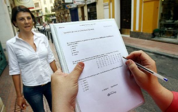 El Gobierno denuncia que algunas encuestas están dibujadas en escritorios