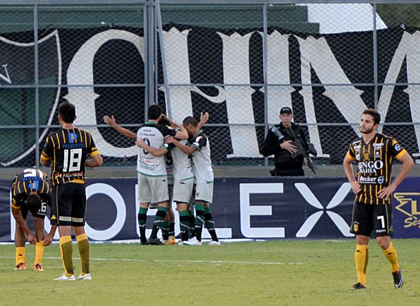 Degüellan y queman a un barrabrava de San Martín de San Juan