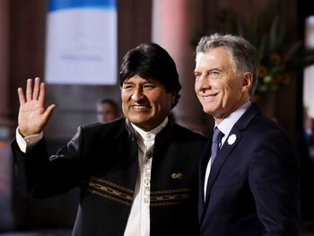 Evo Morales acusó a Macri de enviar armas a Bolivia para apoyar a Áñez.