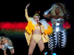 No todas mis relaciones han sido heterosexuales, confesó Miley Cyrus