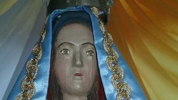 Aseguran que vieron llorar a una Virgen en Catamarca. Aseguran que vieron llorar a una Virgen en Catamarca.