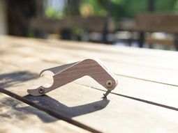 Un abridor de cerveza que le avisará a tus amigos cuando vayas a tomar