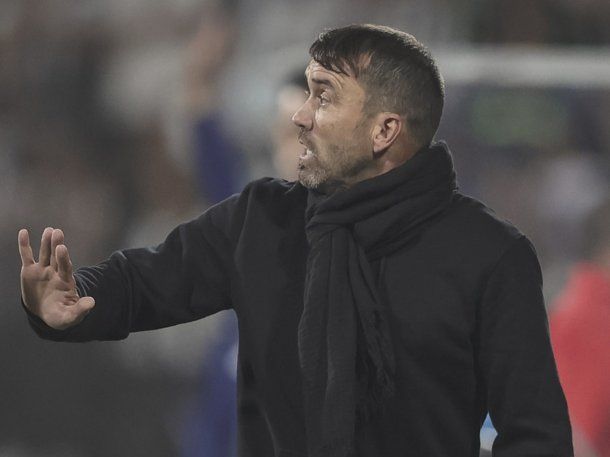 En la cuerda floja: nuevo conflicto del Chacho Coudet en Atlético Mineiro