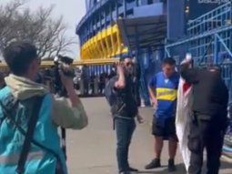 En la previa del Superclásico, la Policía le confiscó un disfraz de fantasma a un hincha de Boca