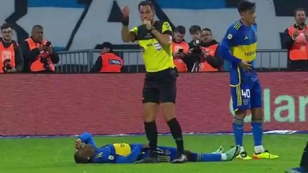 Boca confirmó la lesión de Luis Advíncula: problemas en el aductor derecho