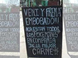 la poke carniceria: el ingenioso cartel para atraer clientes la poke carniceria: el ingenioso cartel para atraer clientes