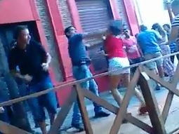 apartan al policia que golpeo a dos mujeres en entre rios apartan al policia que golpeo a dos mujeres en entre rios