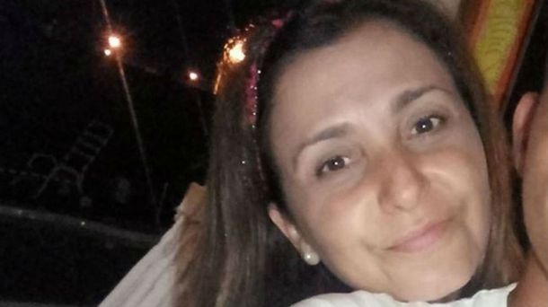 La mujer de 42 años está grave