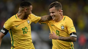 gorrita y pelo largo: la inedita foto de neymar y coutinho cuando eran nenes gorrita y pelo largo: la inedita foto de neymar y coutinho cuando eran nenes