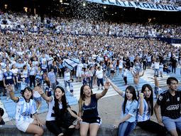 las fotos del triunfo de racing ante boca las fotos del triunfo de racing ante boca