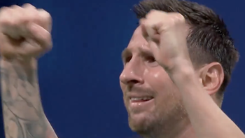 el desconsolado llanto de messi tras la sufrida clasificacion de la argentina el desconsolado llanto de messi tras la sufrida clasificacion de la argentina