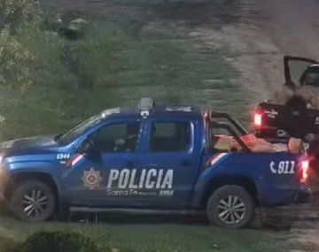 Detuvieron a un policía acusado de robar mercadería de un camión que volcó