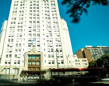 Operativo en Ministerio de Salud por escándalo del vacunatorio VIP