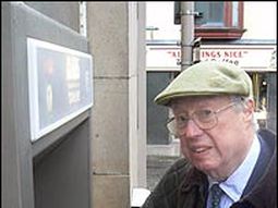 John Shepherd-Barron cajero automático