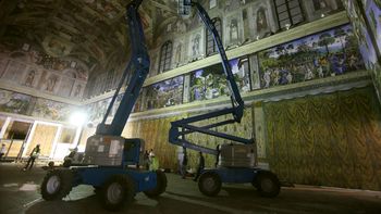 recrearon en tamano real la capilla sixtina del vaticano en mexico recrearon en tamano real la capilla sixtina del vaticano en mexico
