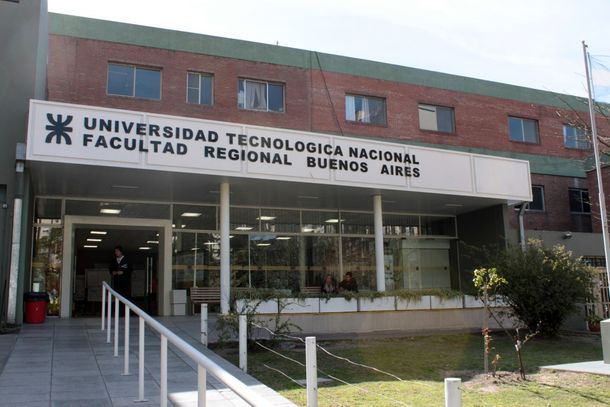 Inician un paro de 48 horas las universidades tecnológicas de todo el país