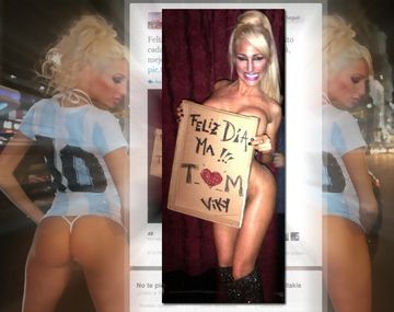 Vicky se desnudó para festejar el Día de la Madre