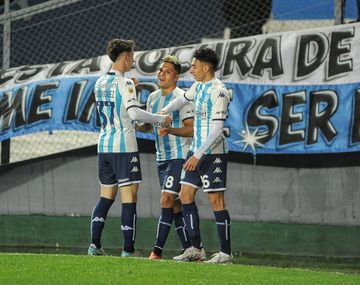 Racing se impuso ante Estudiantes en Avellaneda tras caer ante Boca