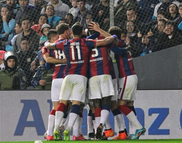 Clásico vibrante en Avellaneda: San Lorenzo venció 2-1 a Racing