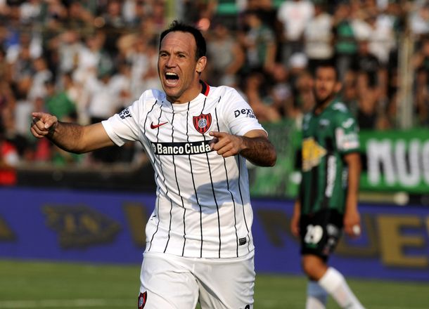 San Lorenzo ganó en Mataderos y es escolta de Central