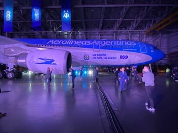 Se agotó en media hora el vuelo de Aerolíneas a Qatar y se confirmó otra salida