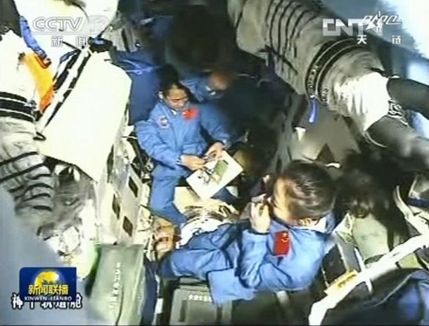 Regresa la nave espacial china tras una exitosa misión