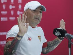 Sampaoli se despidió del Sevilla con una goleada Sampaoli se despidió del Sevilla con una goleada