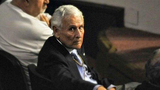 Murió el genocida Miguel Etchecolatz