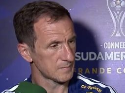 rodolfo arruabarrena puso en duda la titularidad de leandro paredes ante vasco da gama
