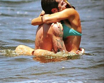 El descanso hot de Sebastián Ortega y su novia en el mar
