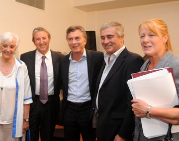 La oposición se comprometió a trabajar unida en el Congreso