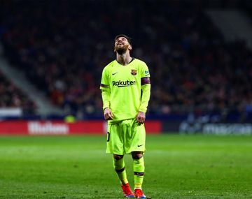 Lionel Messi la rompió contra el PSV