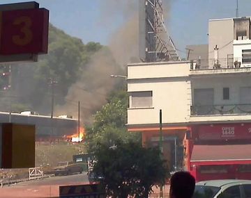 Susto en Belgrano: principio de incendio en tren con pasajeros