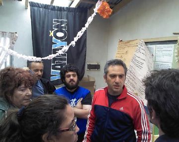 Larroque: Macri y Massa dan pena