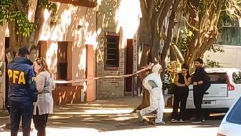 conmocion en villa crespo: un efectivo de la policia federal bajo de un auto, comenzo a disparar e hirio a un trabajador conmocion en villa crespo: un efectivo de la policia federal bajo de un auto, comenzo a disparar e hirio a un trabajador