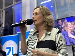 Laura Raffo defendió la transparencia del Partido Nacional tras el nuevo escándalo en el caso Penadés. Laura Raffo defendió la transparencia del Partido Nacional tras el nuevo escándalo en el caso Penadés.