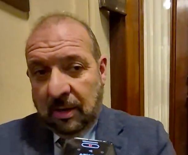 Fuerte denuncia de diputado libertario: Todos los hechos de corrupción tienen el apellido Menem