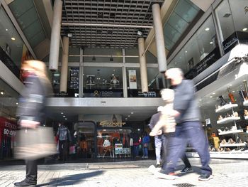 En medio de la pandemia, los argentinos priorizan la seguridad laboral antes que el salario