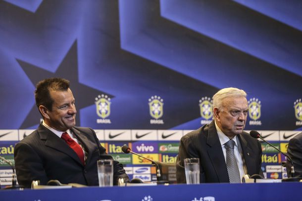 Tras el fracaso mundialista, Dunga es el nuevo DT de Brasil