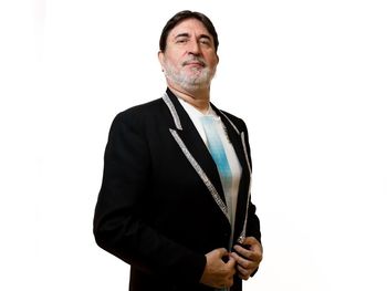 El Flaco Pailos se ríe de sí mismo en su nuevo show El bufón del pueblo