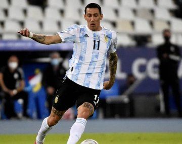 Un churrero parecido a Di María causa furor en Rosario