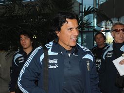 enrique: messi no va a ser mas que maradona aunque gane tres mundiales enrique: messi no va a ser mas que maradona aunque gane tres mundiales