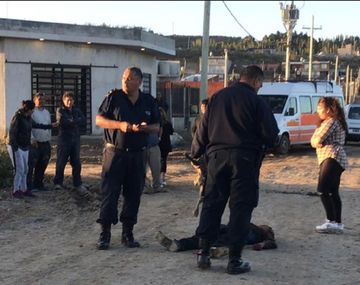 Mató a puñaladas a su ex y se prendió fuego en plena calle