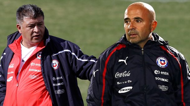 Borghi se diferenció de Sampaoli: Si era González en vez de Vidal está crucificado en la plaza pública