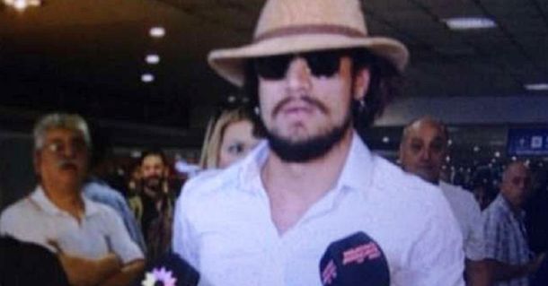 ¿De qué se disfrazó? Osvaldó volvió al país y se espera su arreglo con Boca