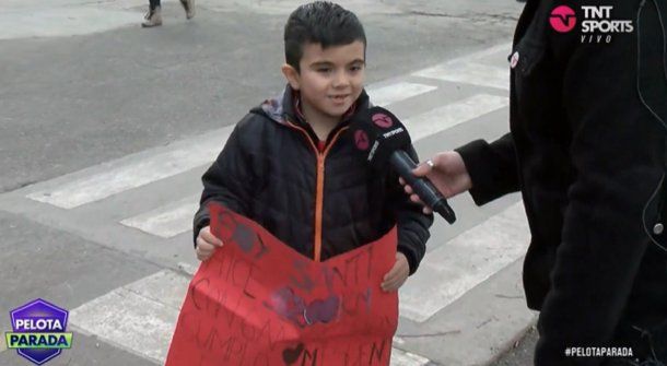 Un nene viajó 1.200 kilómetros para ver a River, no consiguió entradas pero igual le cumplirán el sueño
